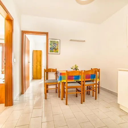 Apartment Juric 1049 Umag